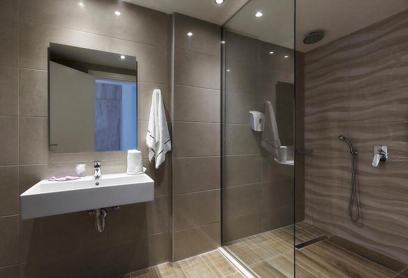 בית מלון כפרי Vasia Royal