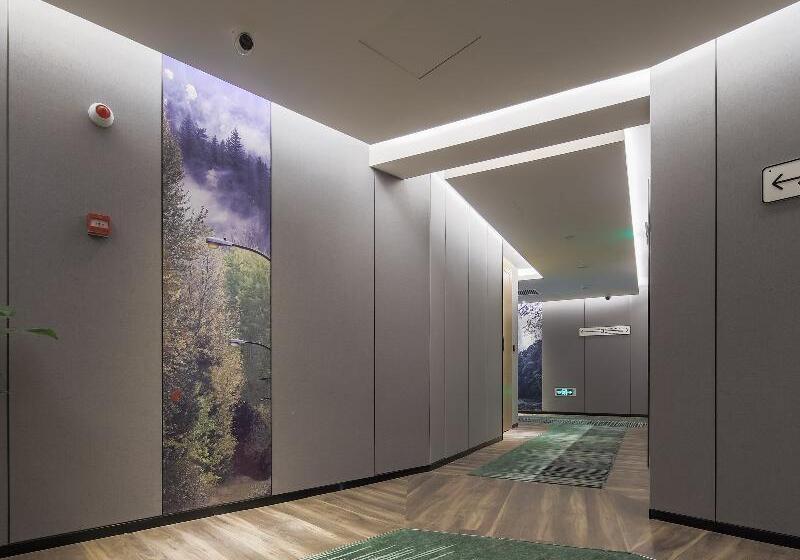 Ibis Styles Hotel Nanjing South Railway Station North Square