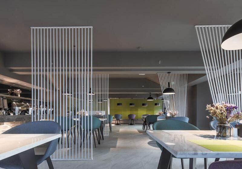 Ibis Styles Hotel Nanjing South Railway Station North Square