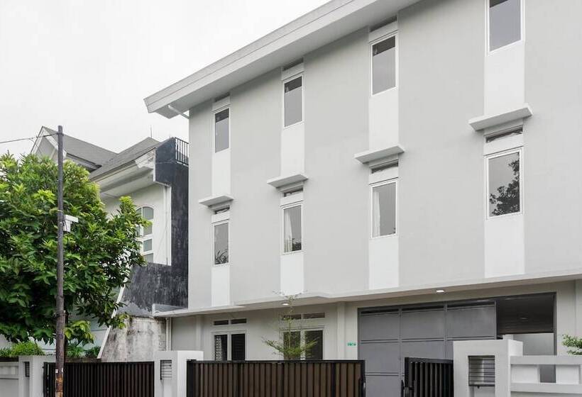 膳宿费 Reddoorz @ Cipete Raya