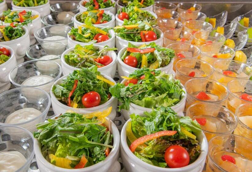 فندق Alpico Plaza