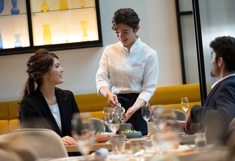 Отель Ana Crowne Plaza Osaka, An Ihg