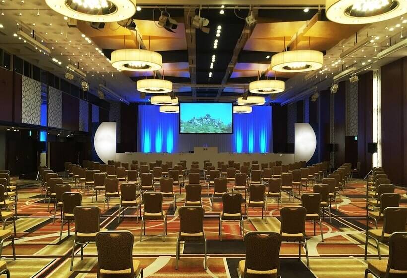 Отель Ana Crowne Plaza Osaka, An Ihg