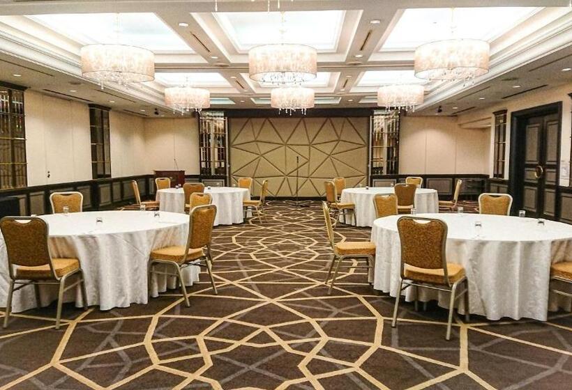 Отель Ana Crowne Plaza Osaka, An Ihg