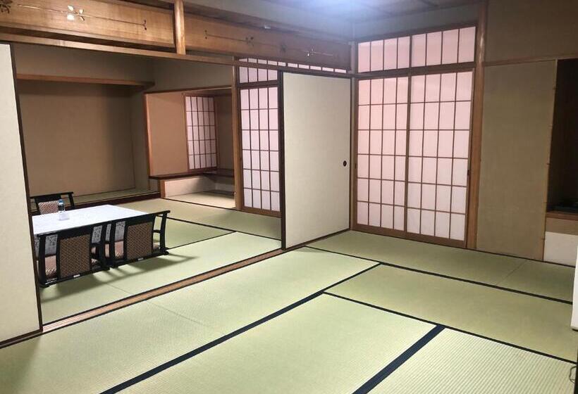 Отель Clio Court Hakata