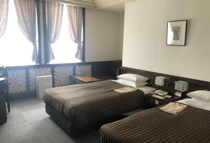 Отель Clio Court Hakata