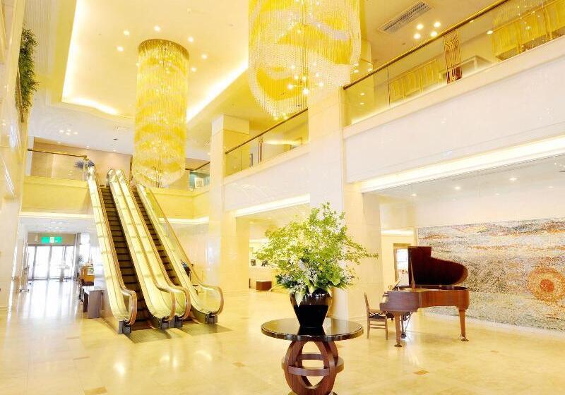 Отель Crown Palais Hamamatsu