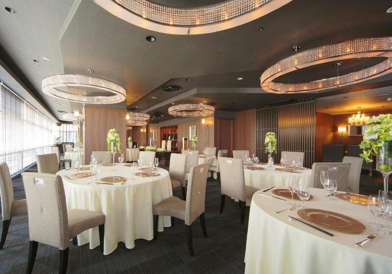 Отель Crown Palais Hamamatsu