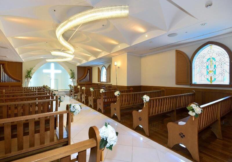 Отель Crown Palais Hamamatsu