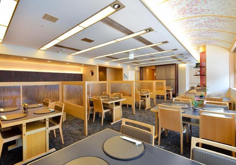 Отель Crown Palais Hamamatsu