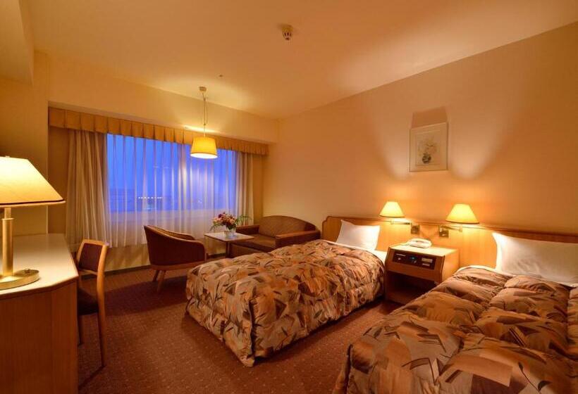 Отель Crown Palais Hamamatsu