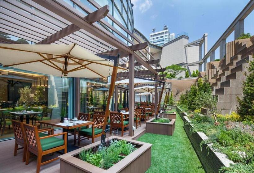 Отель Grand Nikko Tokyo Daiba