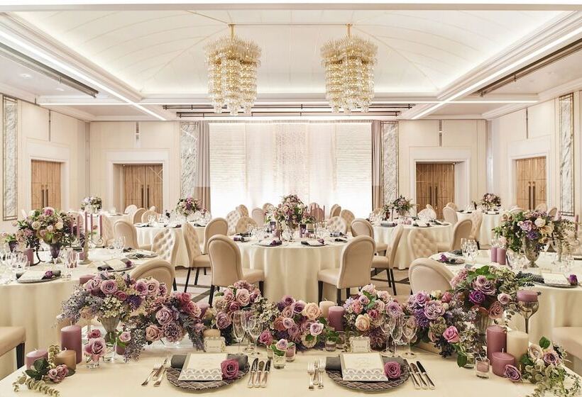 Отель Hankyu International