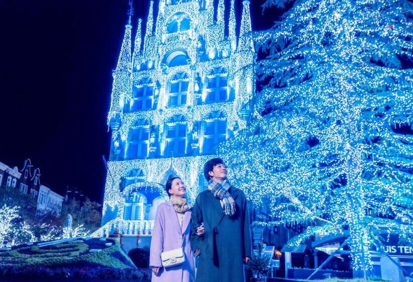 هتل Amsterdam Huis Ten Bosch