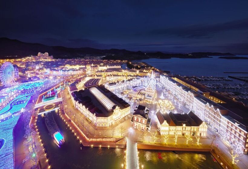 هتل Amsterdam Huis Ten Bosch