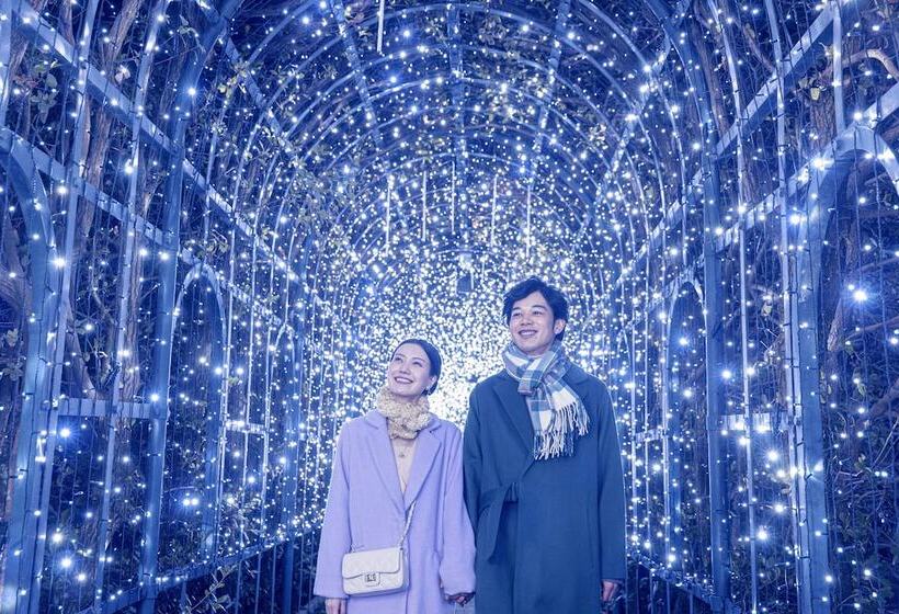 هتل Amsterdam Huis Ten Bosch