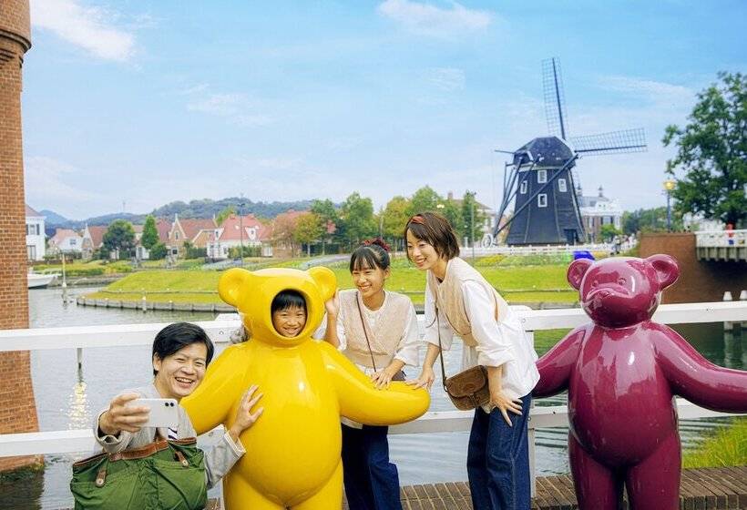 هتل Amsterdam Huis Ten Bosch