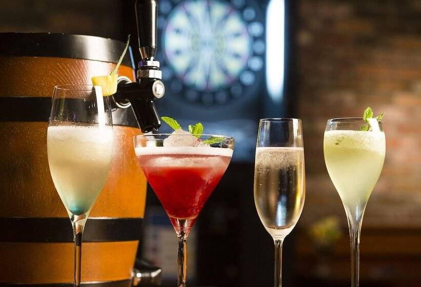 Kobe Bay Sheraton Hotel & Towers