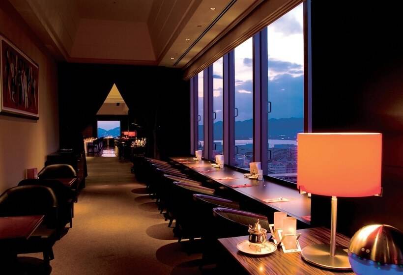 Kobe Bay Sheraton Hotel & Towers