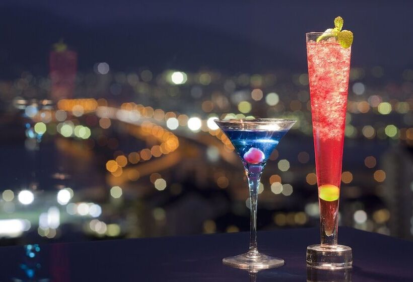 Kobe Bay Sheraton Hotel & Towers