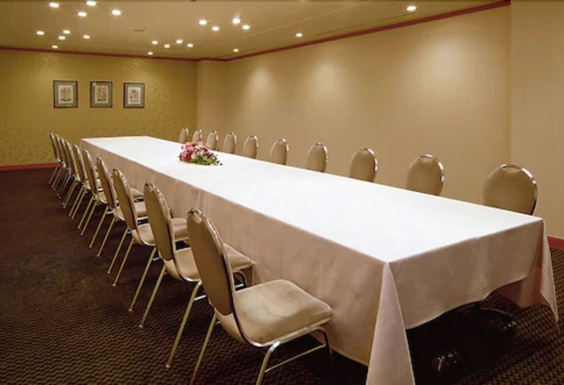 هتل Kokusai 21 International