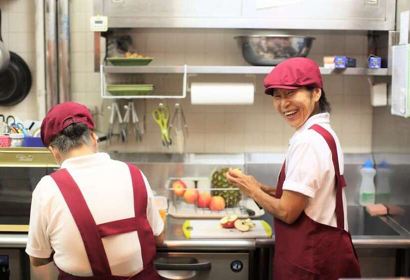 בית מלון כפרי New  Yokosuka