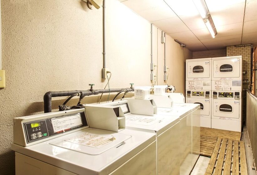 בית מלון כפרי New  Yokosuka