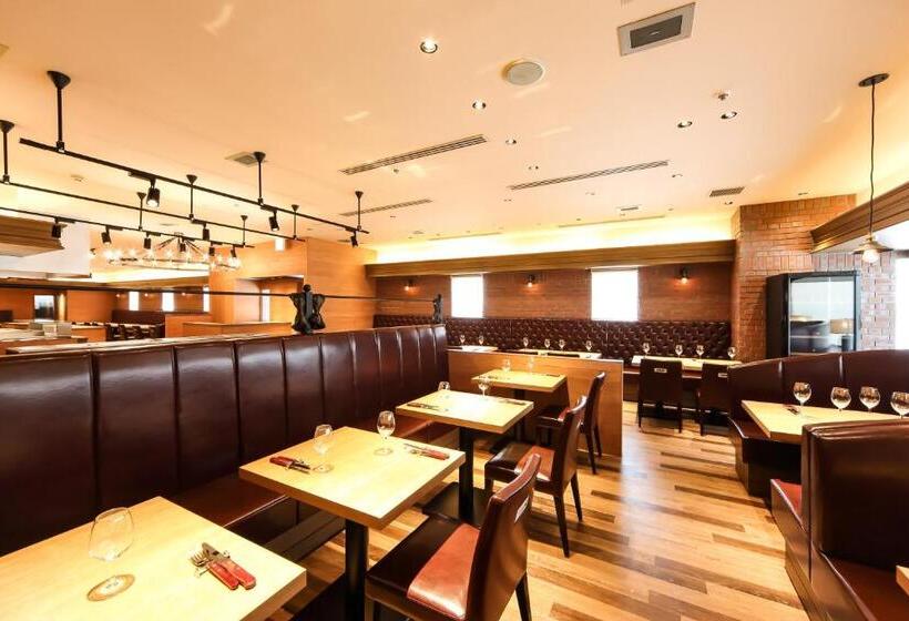 호텔 Osaka Tokyu Rei