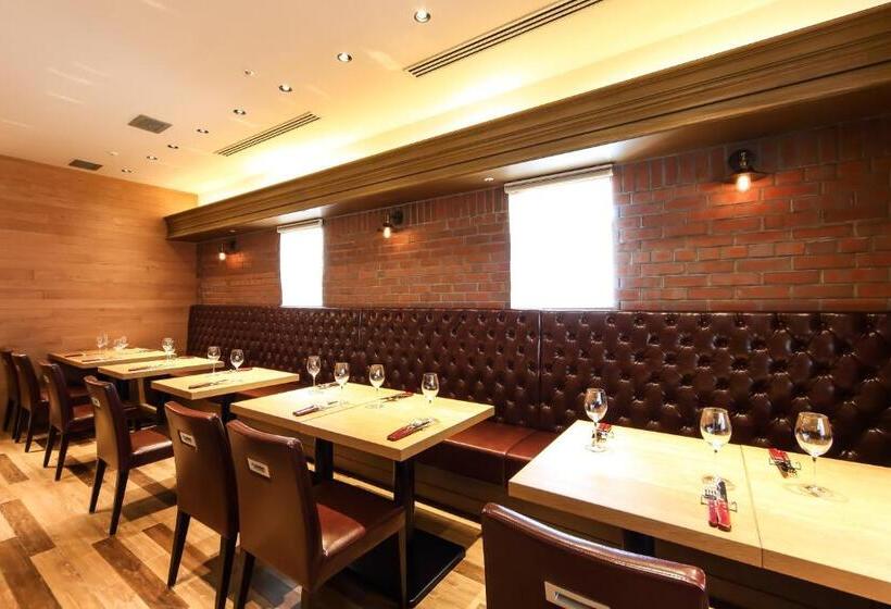 호텔 Osaka Tokyu Rei