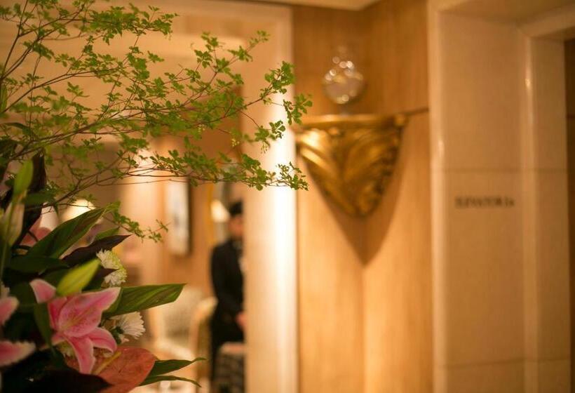 Отель Princess Garden