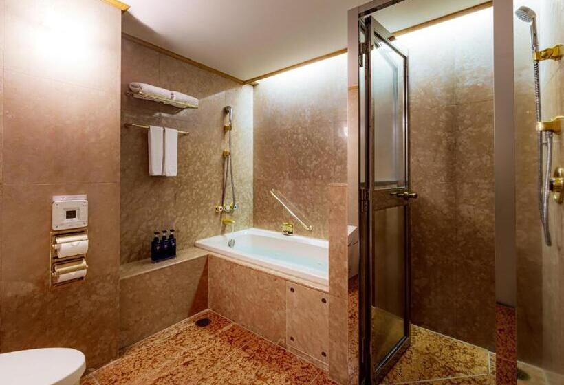 Sapporo View Hotel Odori Park