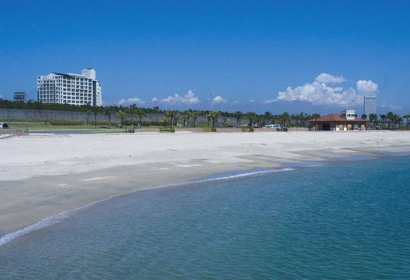 בית מלון כפרי Sheraton Grande Ocean Resort