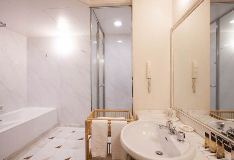 בית מלון כפרי Sheraton Grande Ocean Resort