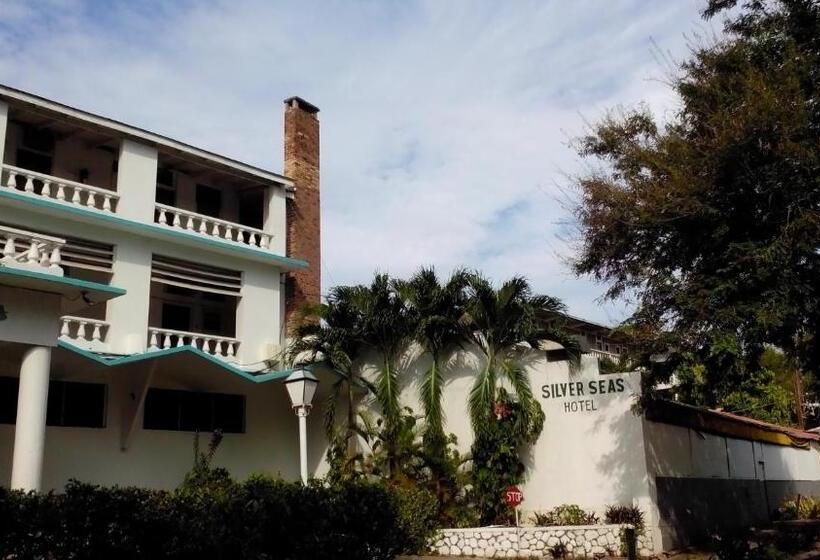 هتل Silver Seas