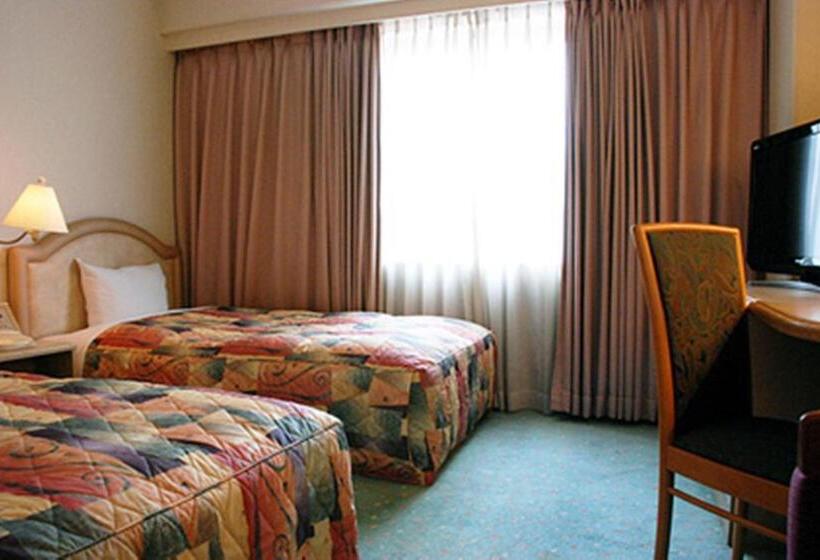 Отель Takarazuka Washington