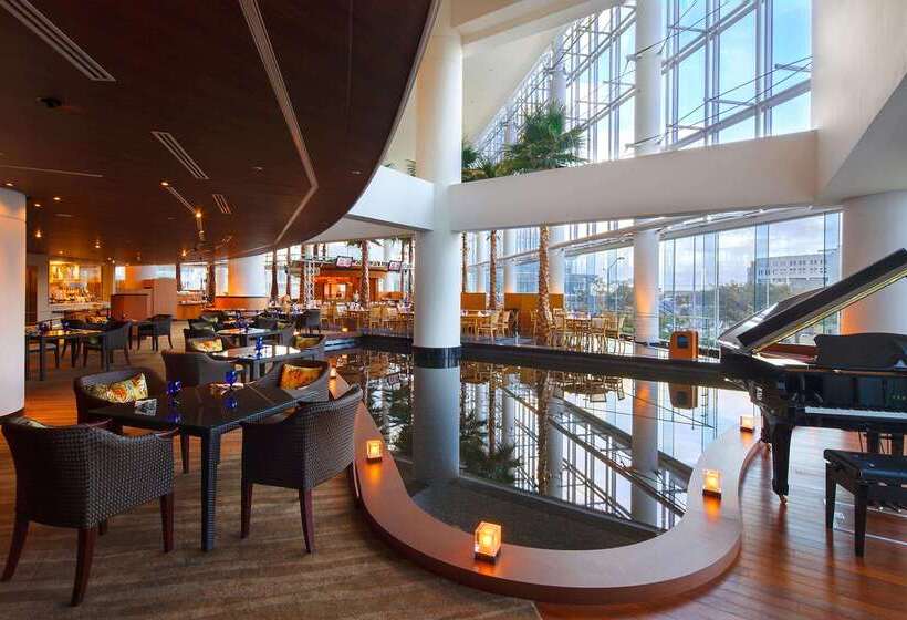 The Yokohama Bay Hotel Tokyu