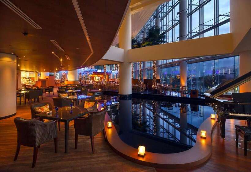 The Yokohama Bay Hotel Tokyu