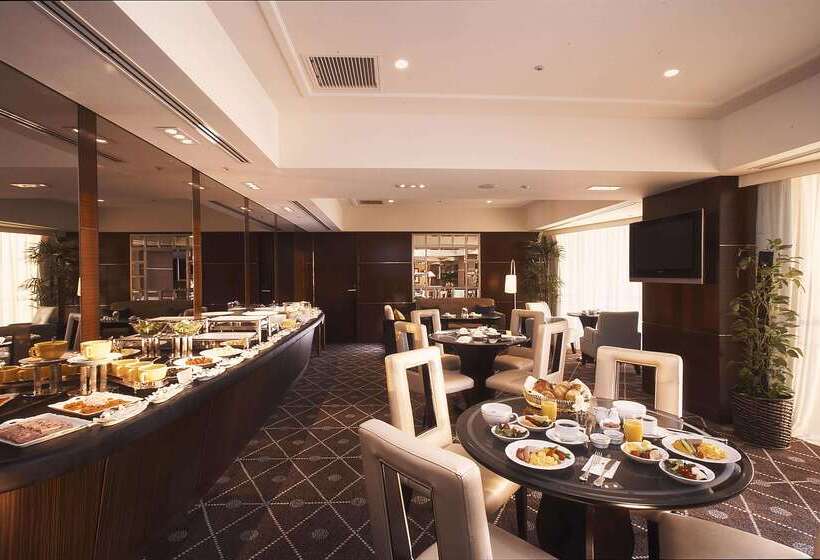 The Yokohama Bay Hotel Tokyu