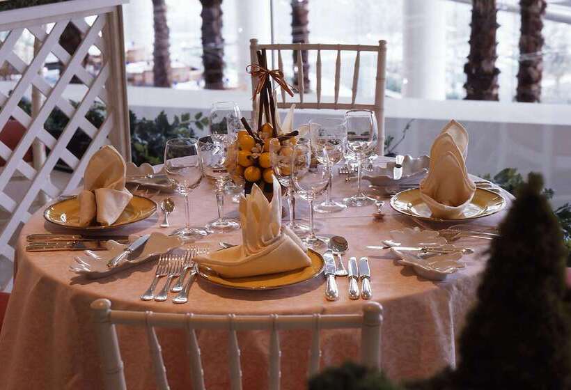 The Yokohama Bay Hotel Tokyu