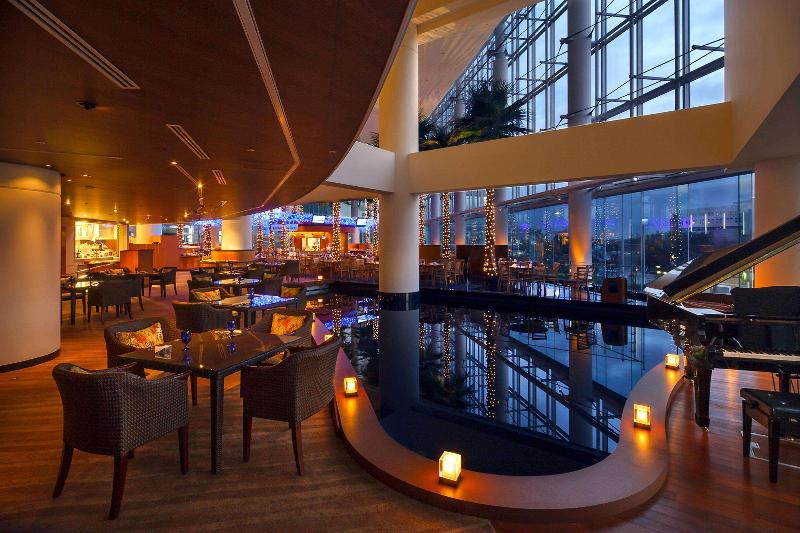 The Yokohama Bay Hotel Tokyu