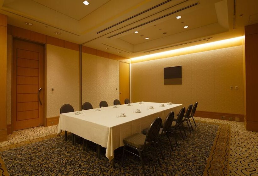 The Yokohama Bay Hotel Tokyu