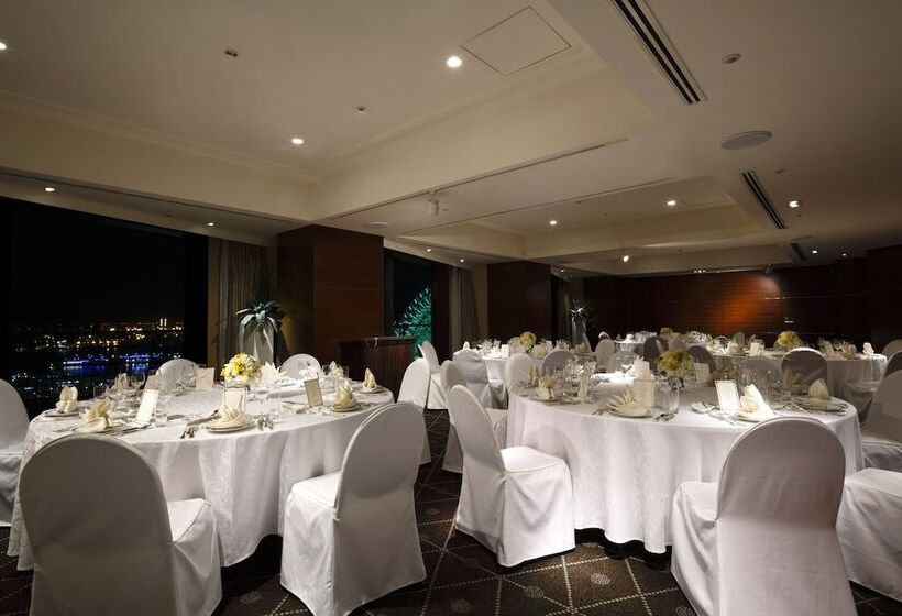 The Yokohama Bay Hotel Tokyu