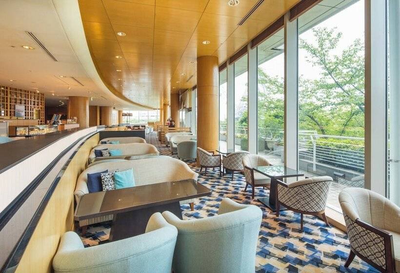 The Yokohama Bay Hotel Tokyu