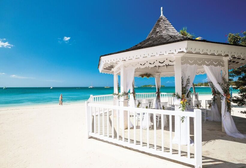 استراحتگاه Sandals Negril   All Inclusive Couples Only