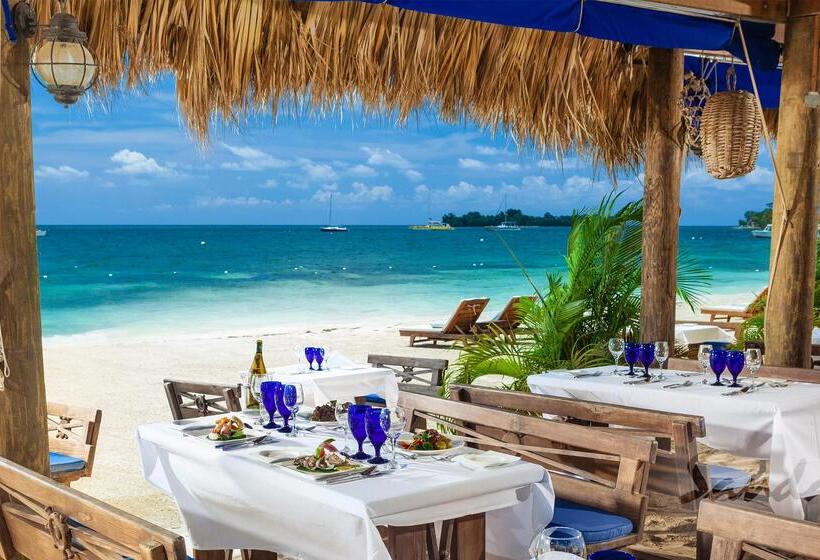 استراحتگاه Sandals Negril   All Inclusive Couples Only