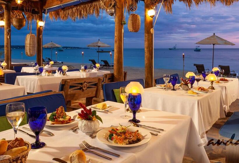 استراحتگاه Sandals Negril   All Inclusive Couples Only