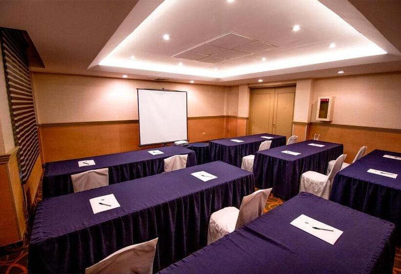 Araiza Palmira Hotel Y Centro De Convenciones