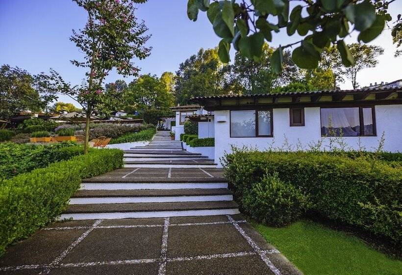 Avandaro Golf & Spa Resort