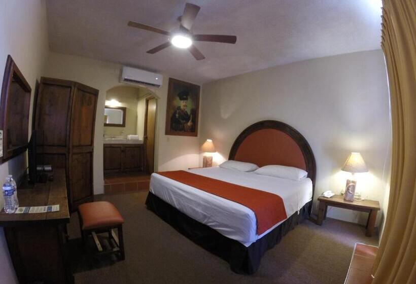 Club Cantamar Beach Hotel & Marina