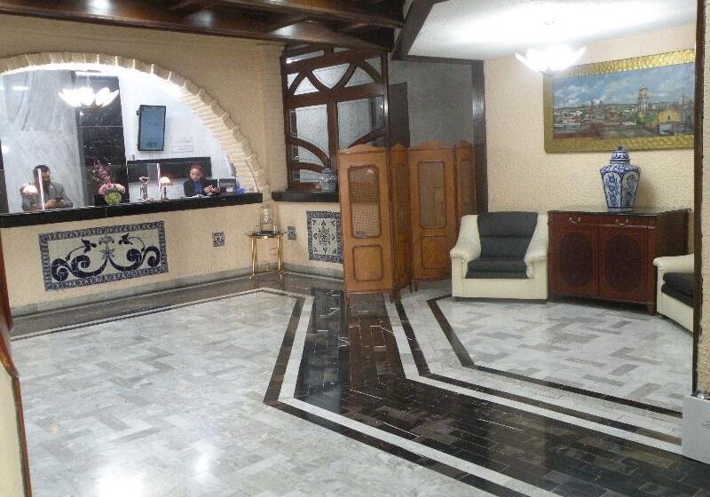 فندق Aristos Puebla